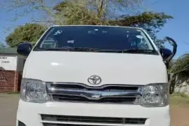 Toyota Hiace 2013, 2013