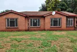 3 Bedroomed House To Let, $ 650