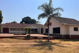 5 Bedroomed House in Borrowdale For Rent, $ 1,900